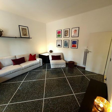 Spacious Three-Room Apartment In Saragozza Bolonia Zewnętrze zdjęcie