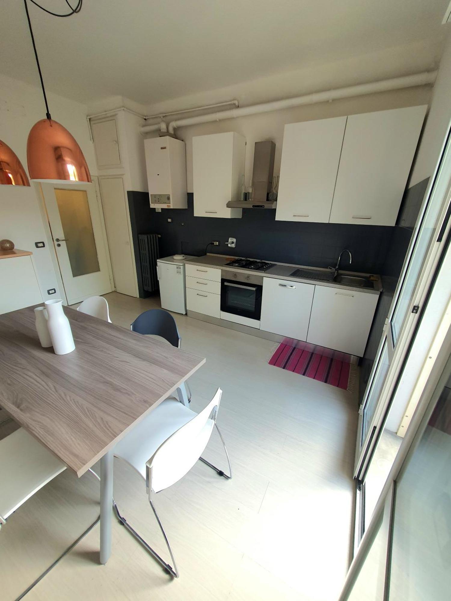 Spacious Three-Room Apartment In Saragozza Bolonia Zewnętrze zdjęcie